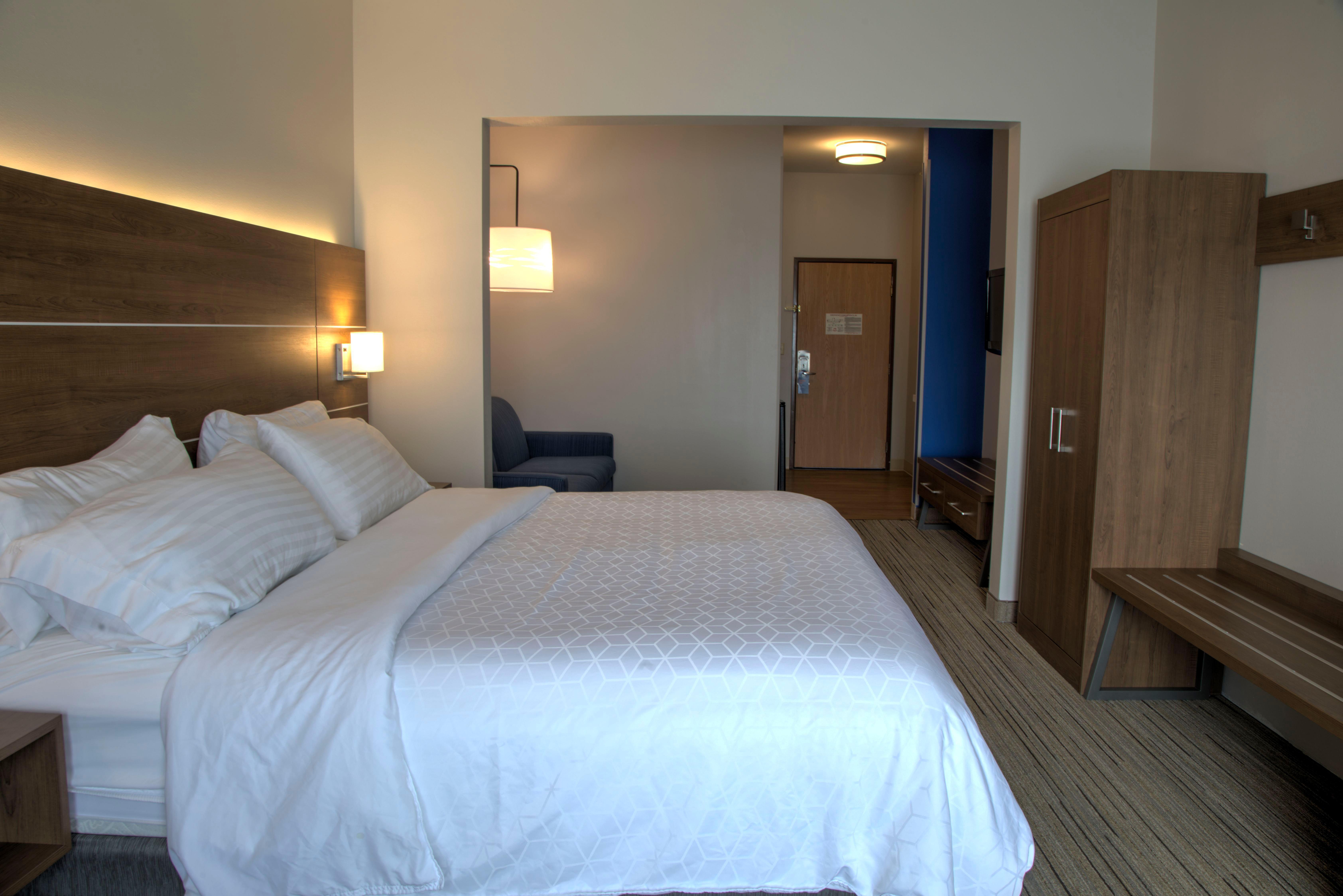 Holiday Inn Express Rochelle By Ihg Екстериор снимка