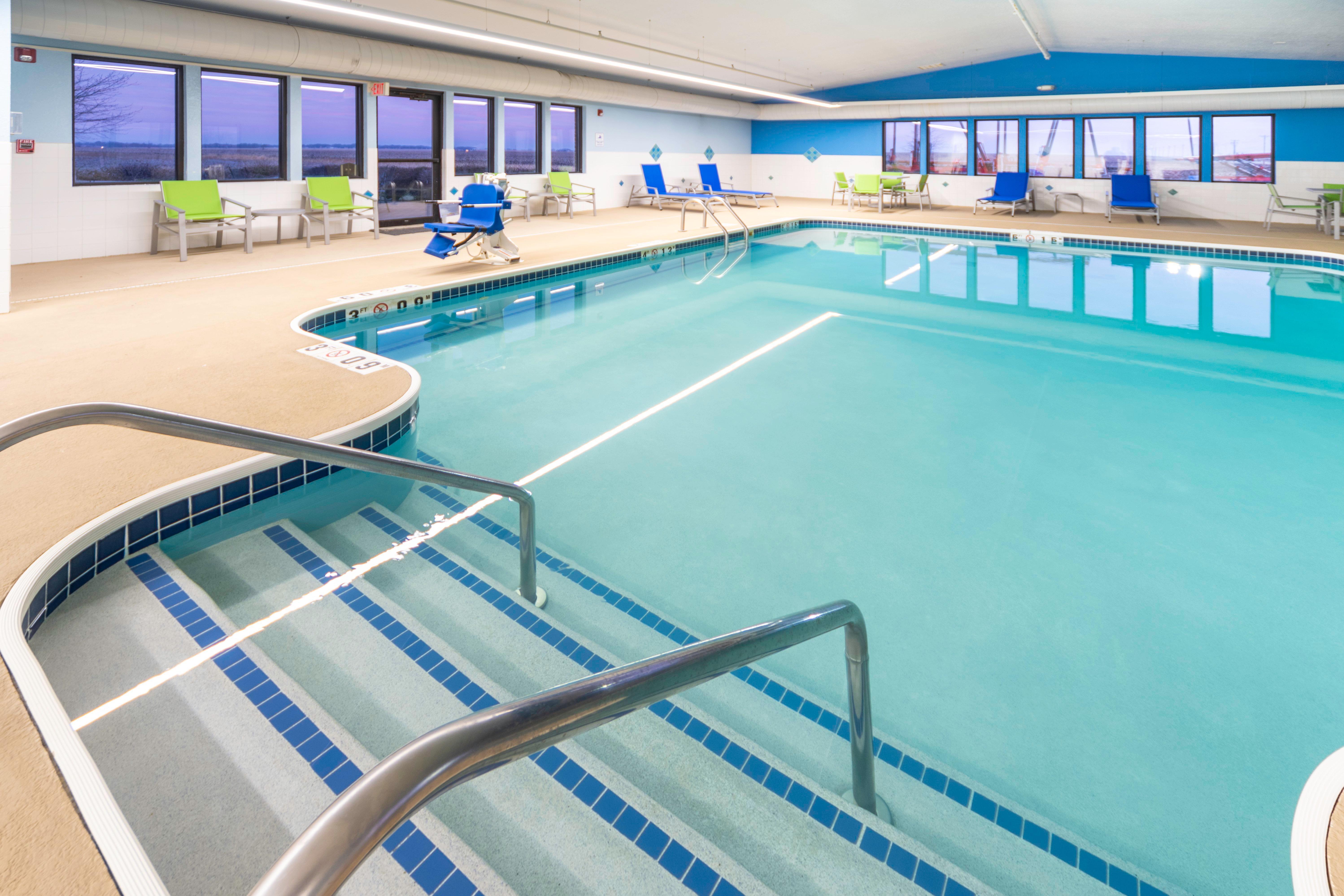 Holiday Inn Express Rochelle By Ihg Екстериор снимка