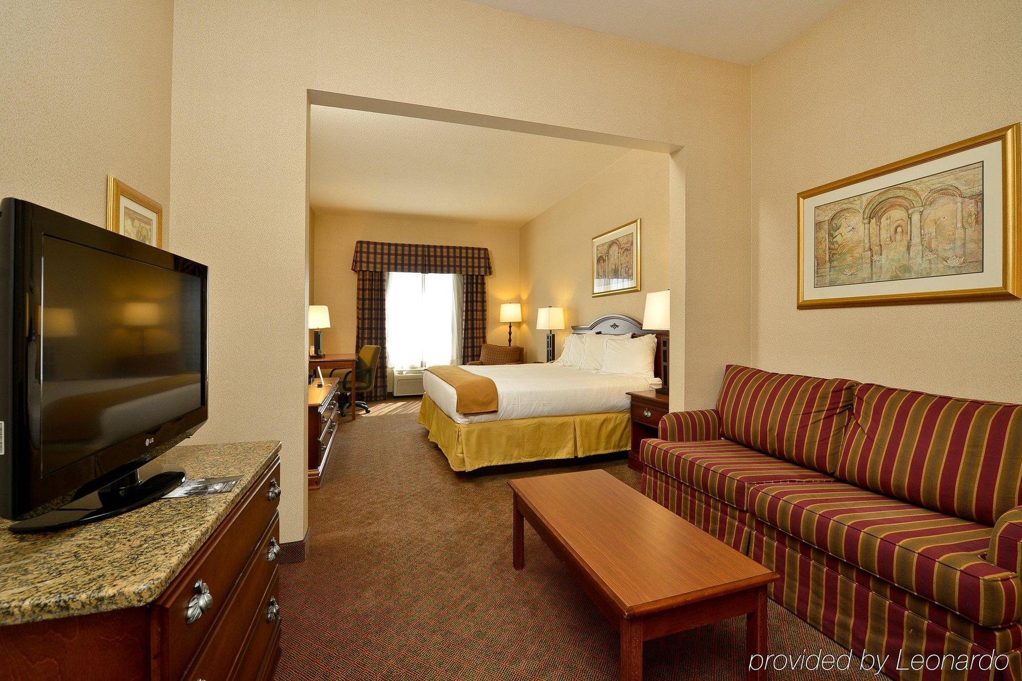Holiday Inn Express Rochelle By Ihg Екстериор снимка