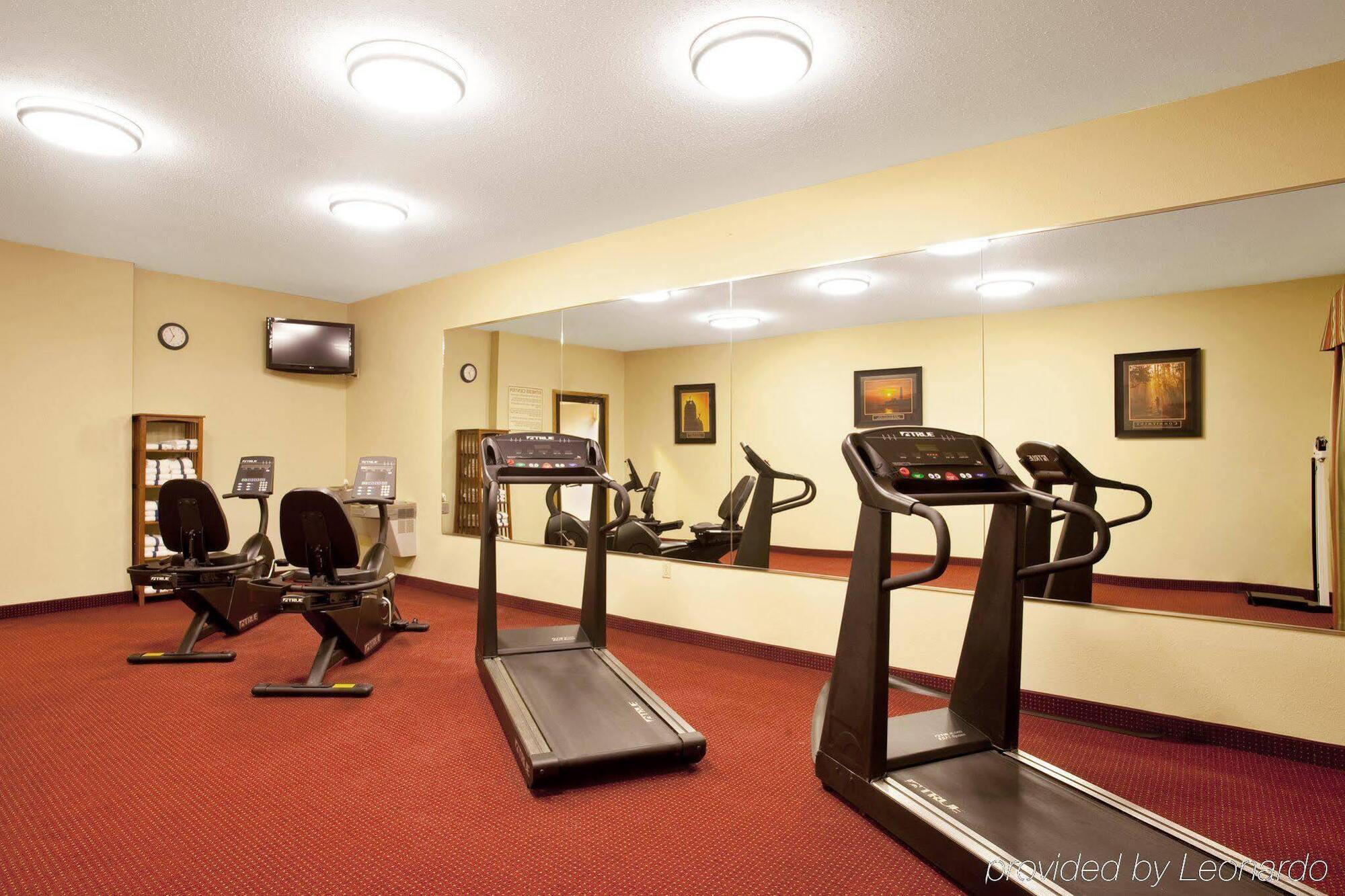 Holiday Inn Express Rochelle By Ihg Екстериор снимка