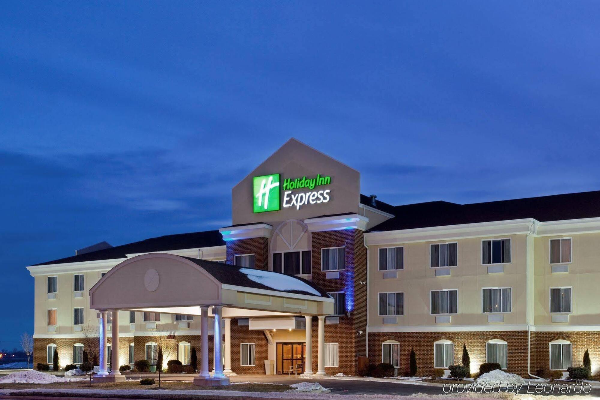 Holiday Inn Express Rochelle By Ihg Екстериор снимка